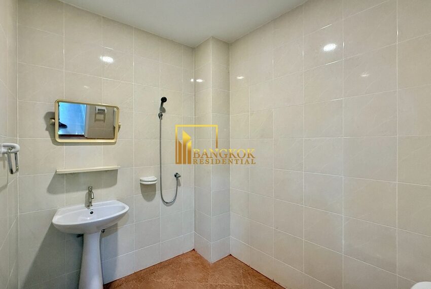 21425 Image-26
