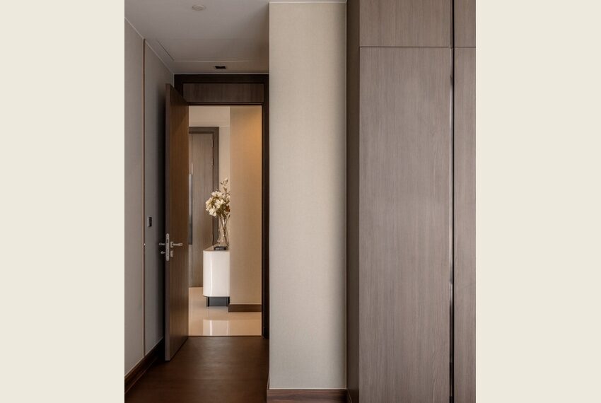 61745 Image-02